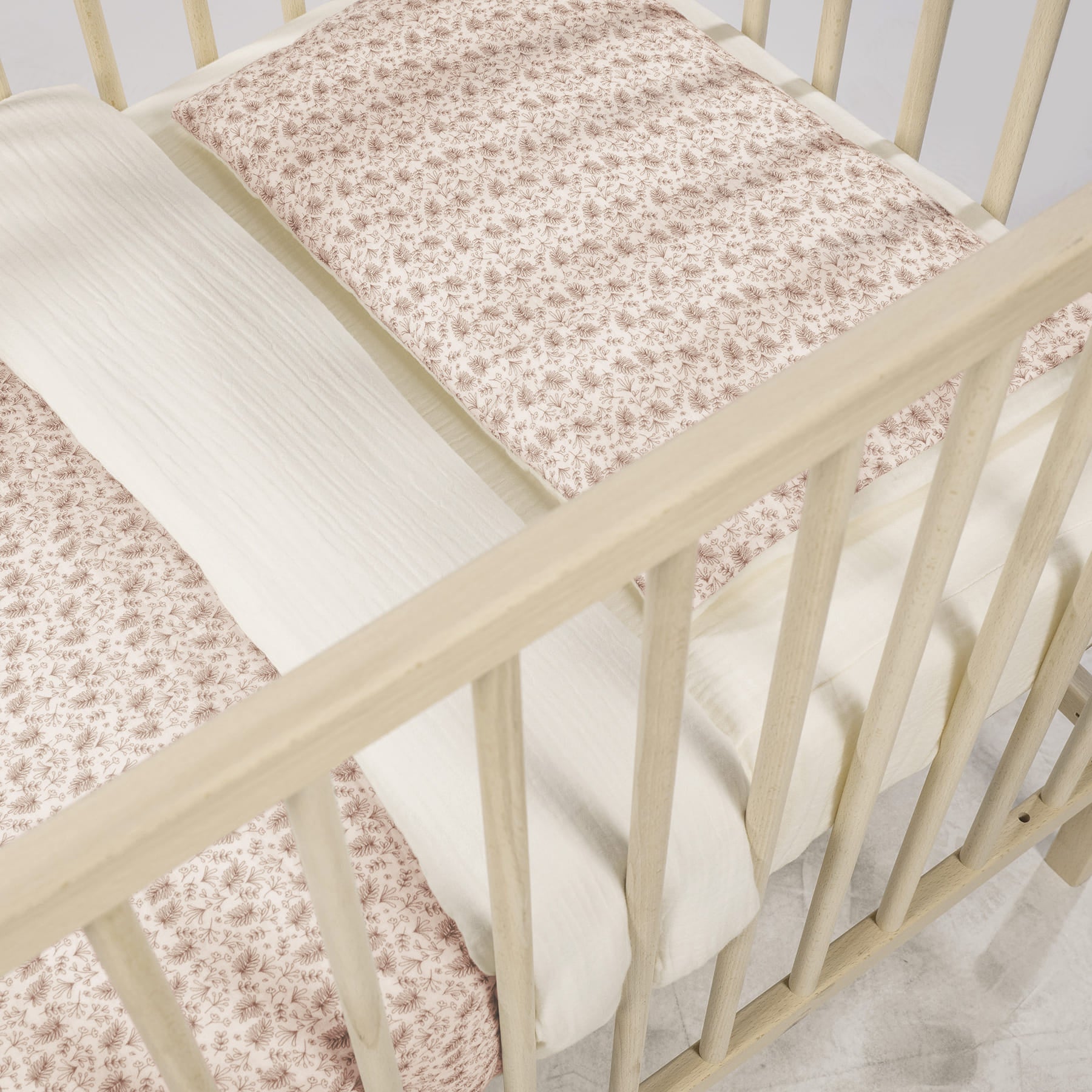 En Casa Walking Mum Edredón Nórdico +Bajera+Almohada Cuna 120X60 Cm Gala Cerise Tog 2,5 multicolor para bebe
