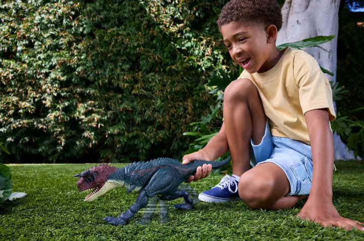 Figuras Y Minimundos Mattel Games Jurassic World Dinosaurio De Juguete Carnotaurus multicolor para niños